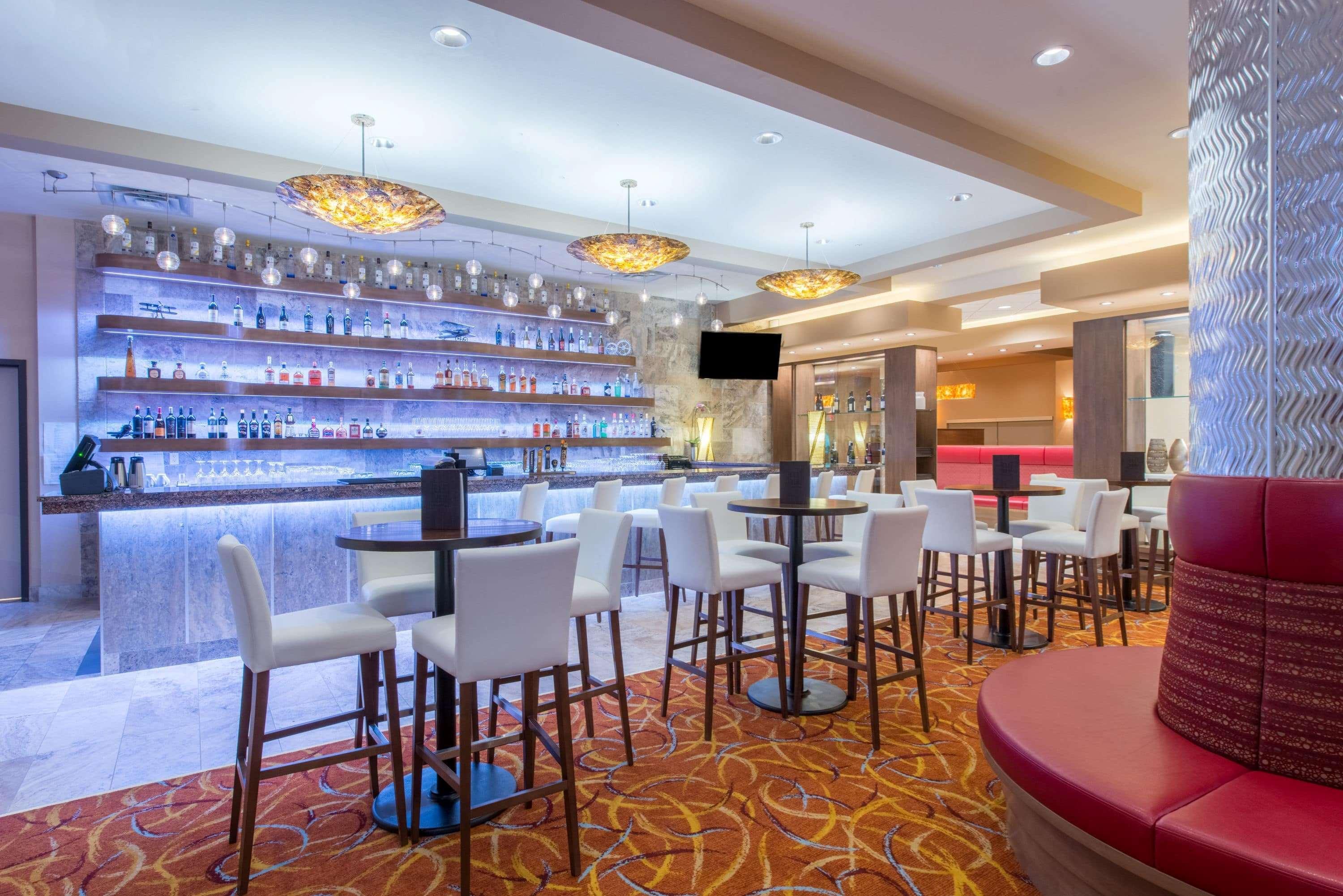 วินด์แฮม ดาร์เดน แคลกรี แอร์พอร์ต Hotel คาลการี ภายนอก รูปภาพ